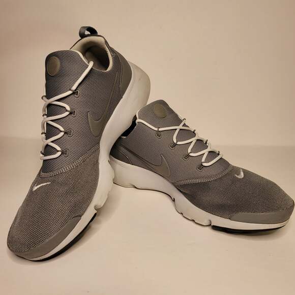 Nike Presto Fly 
Cool Gray
Size 12 - Picture 2 of 5